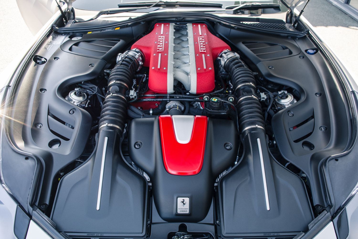 FERRARI FF Hatchback 6.3 V12
