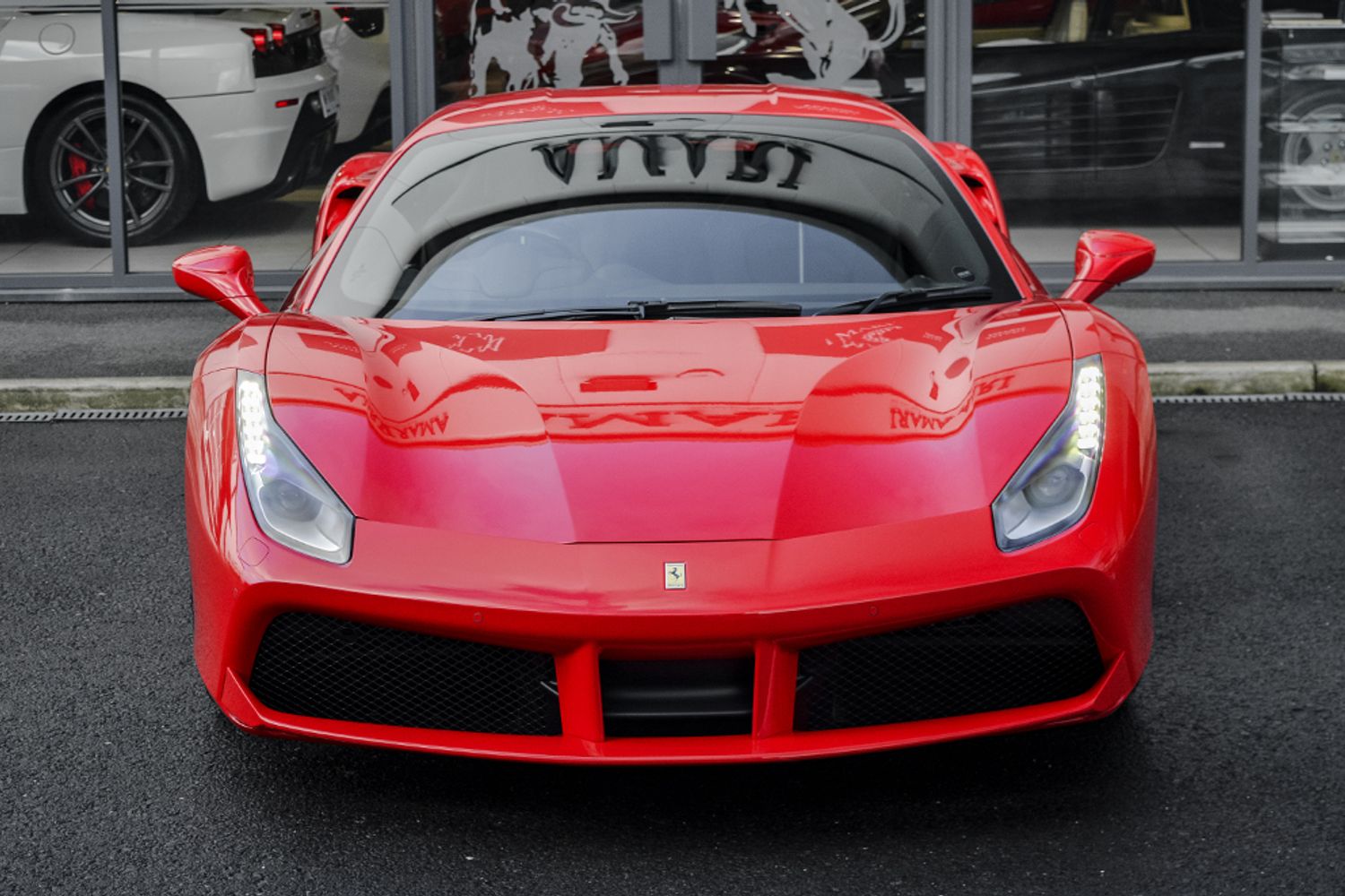 FERRARI 488 PETROL Coupe 3.9 GTB 2DR Semi Automatic