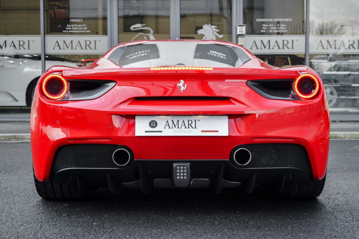 FERRARI 488 PETROL Coupe 3.9 GTB 2DR Semi Automatic