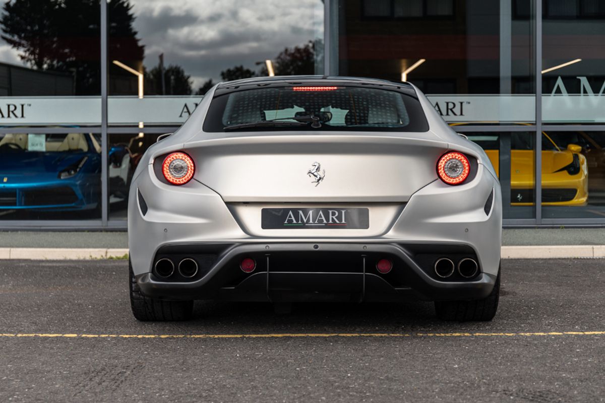 FERRARI FF Hatchback 6.3 V12