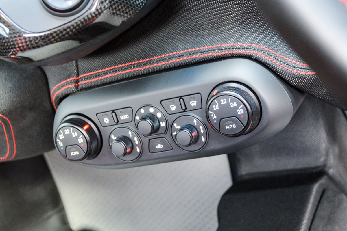 FERRARI 458 SPECIALE COUPE 4.5 AB 2DR SEMI AUTO