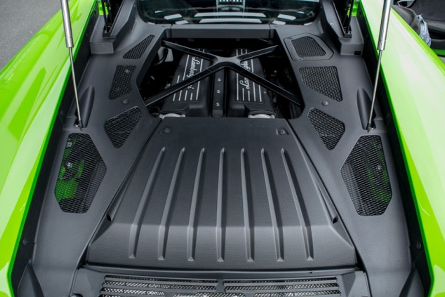 LAMBORGHINI HURACAN PETROL Coupe 5.2 LP 610-4 2DR Semi Automatic