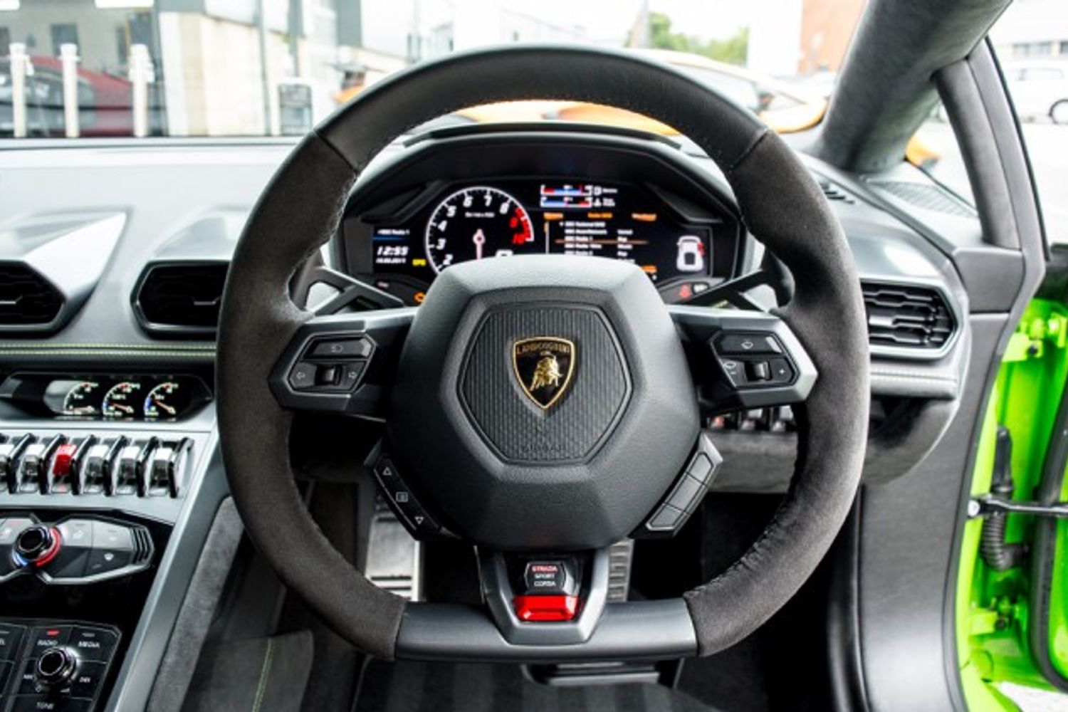 LAMBORGHINI HURACAN PETROL Coupe 5.2 LP 610-4 2DR Semi Automatic