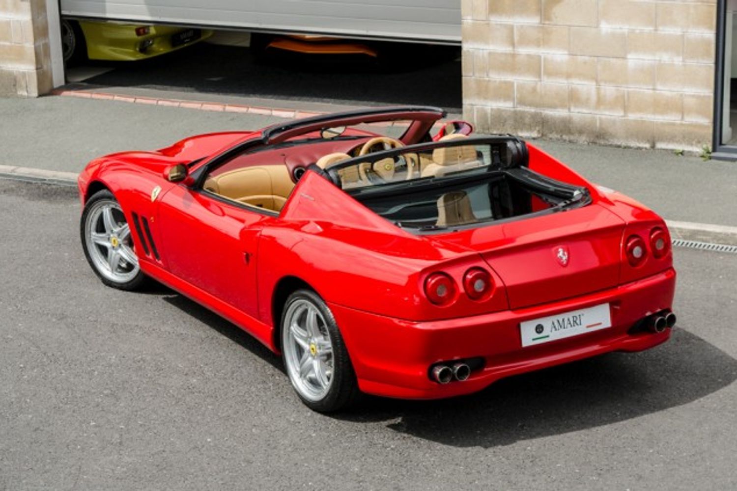 FERRARI 575M Superamerica Convertible 5.7 2DR