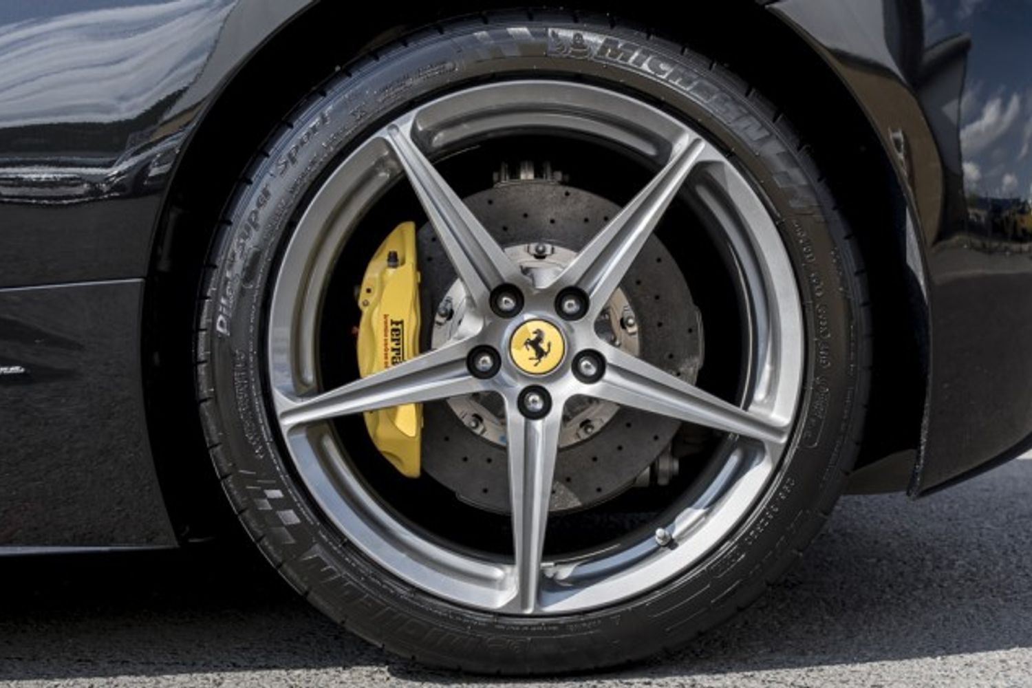 FERRARI 458 PETROL Convertible 4.5 SPIDER DCT 2DR Semi Automatic
