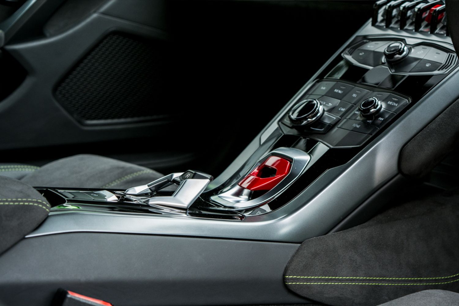 LAMBORGHINI HURACAN PETROL Coupe 5.2 LP 610-4 2DR Semi Automatic