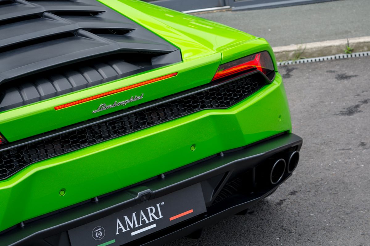 LAMBORGHINI HURACAN PETROL Coupe 5.2 LP 610-4 2DR Semi Automatic