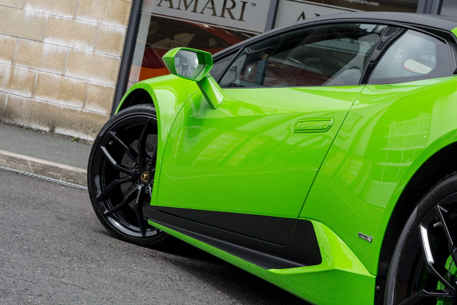 LAMBORGHINI HURACAN PETROL Coupe 5.2 LP 610-4 2DR Semi Automatic