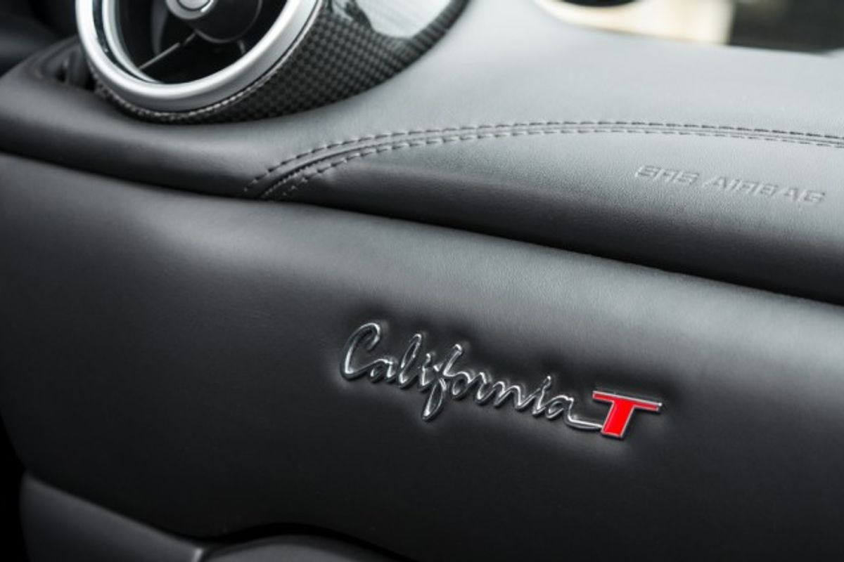 FERRARI CALIFORNIA PETROL Convertible 3.9 DD 2DR Semi Automatic