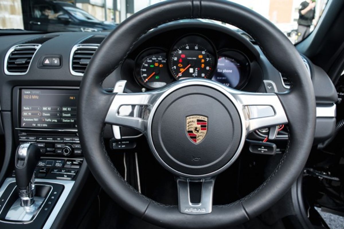 PORSCHE BOXSTER PETROL Convertible 2.7 24V BLACK EDITION PDK 2DR Semi Automatic