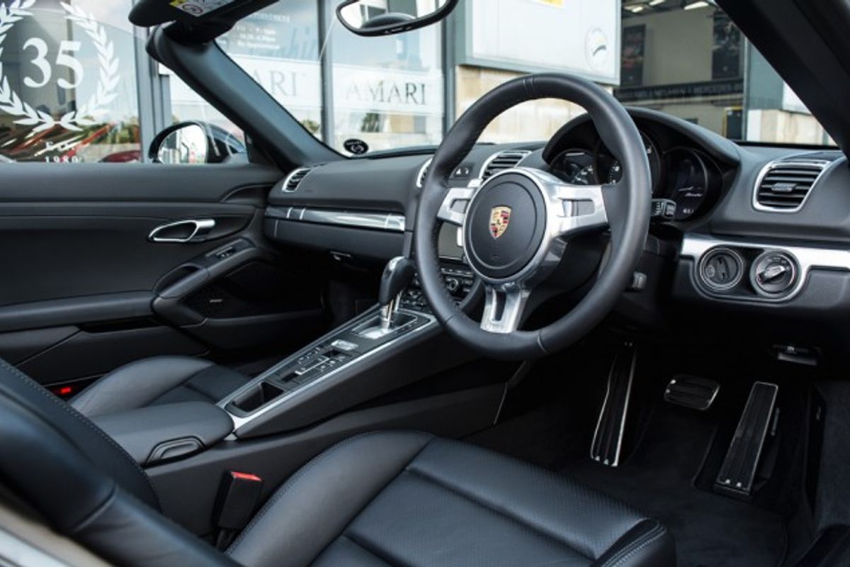 PORSCHE BOXSTER PETROL Convertible 2.7 24V BLACK EDITION PDK 2DR Semi Automatic
