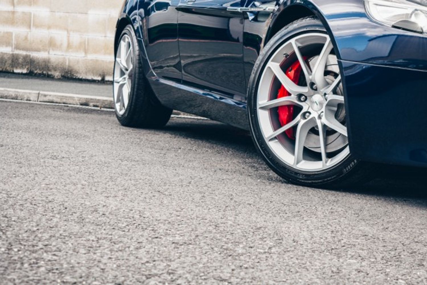 ASTON MARTIN RAPIDE Touchtronic 3 5.9 S V12 5DR Automatic