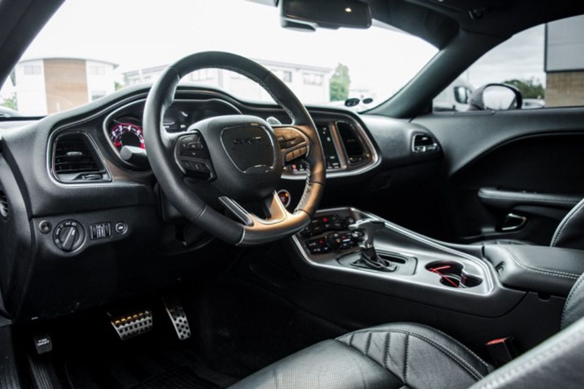 DODGE Challenger SRT Hellcat 6.2