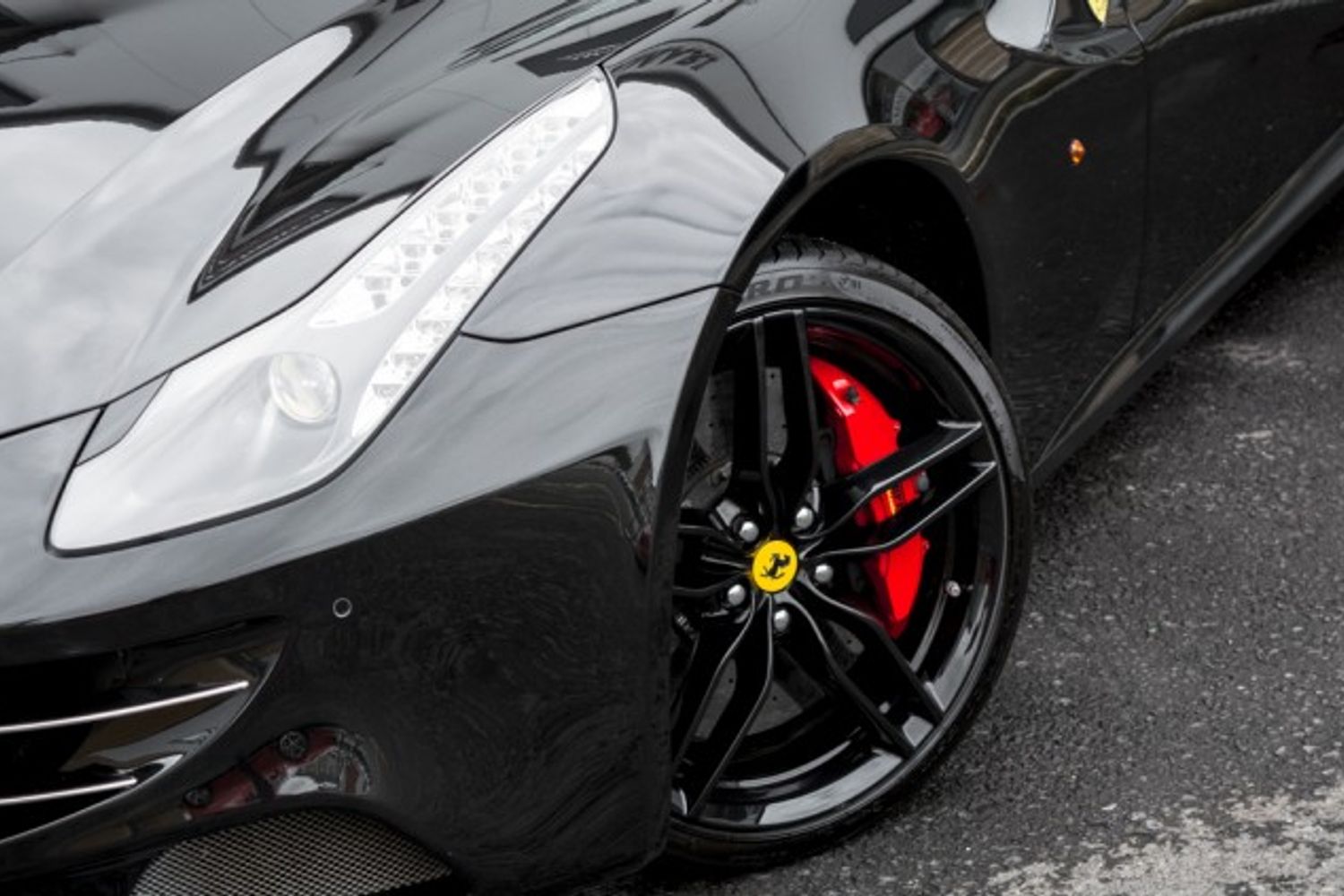 FERRARI FF PETROL Hatchback 6.3 V12 3DR