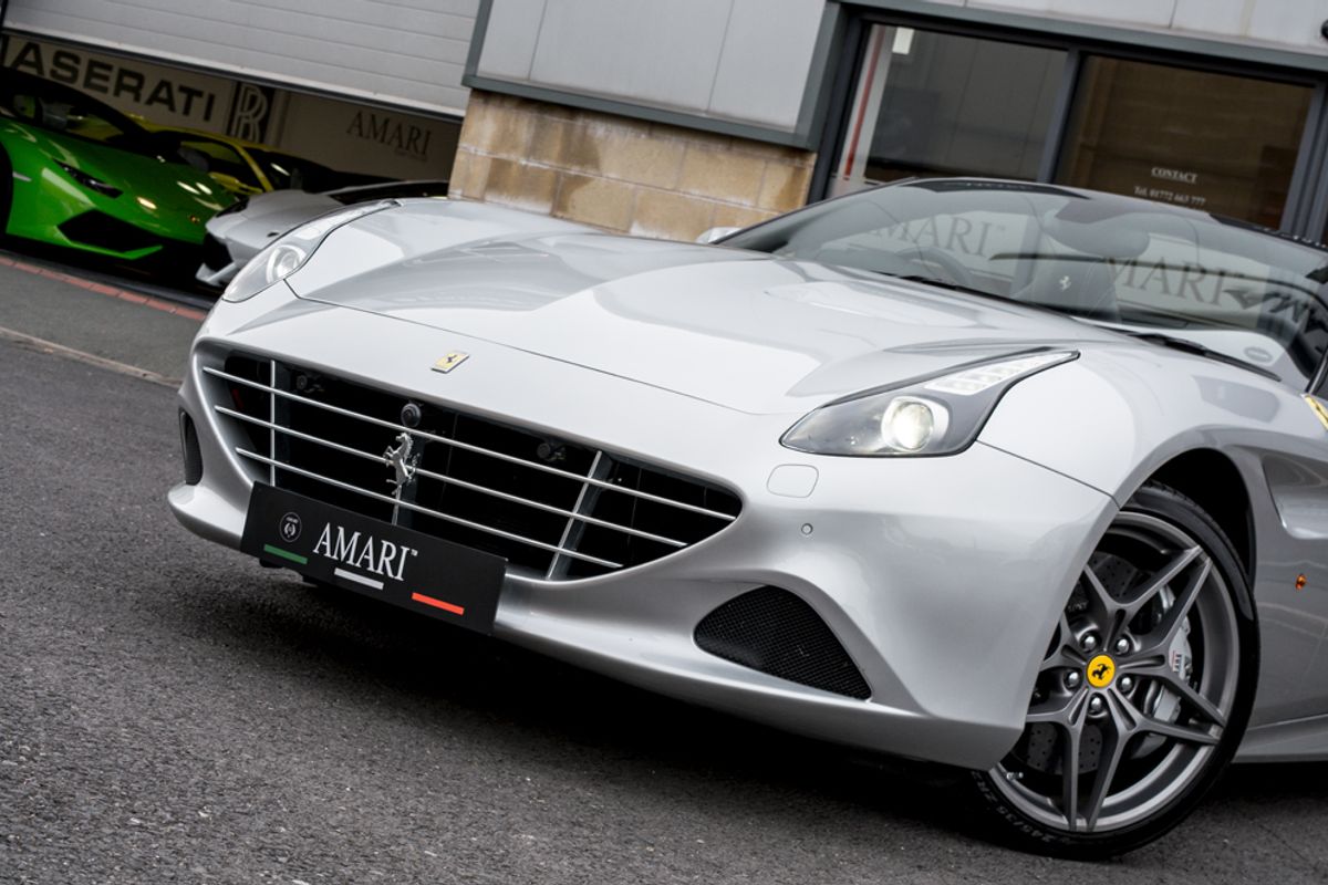 FERRARI CALIFORNIA PETROL Convertible 3.9 DD 2DR Semi Automatic