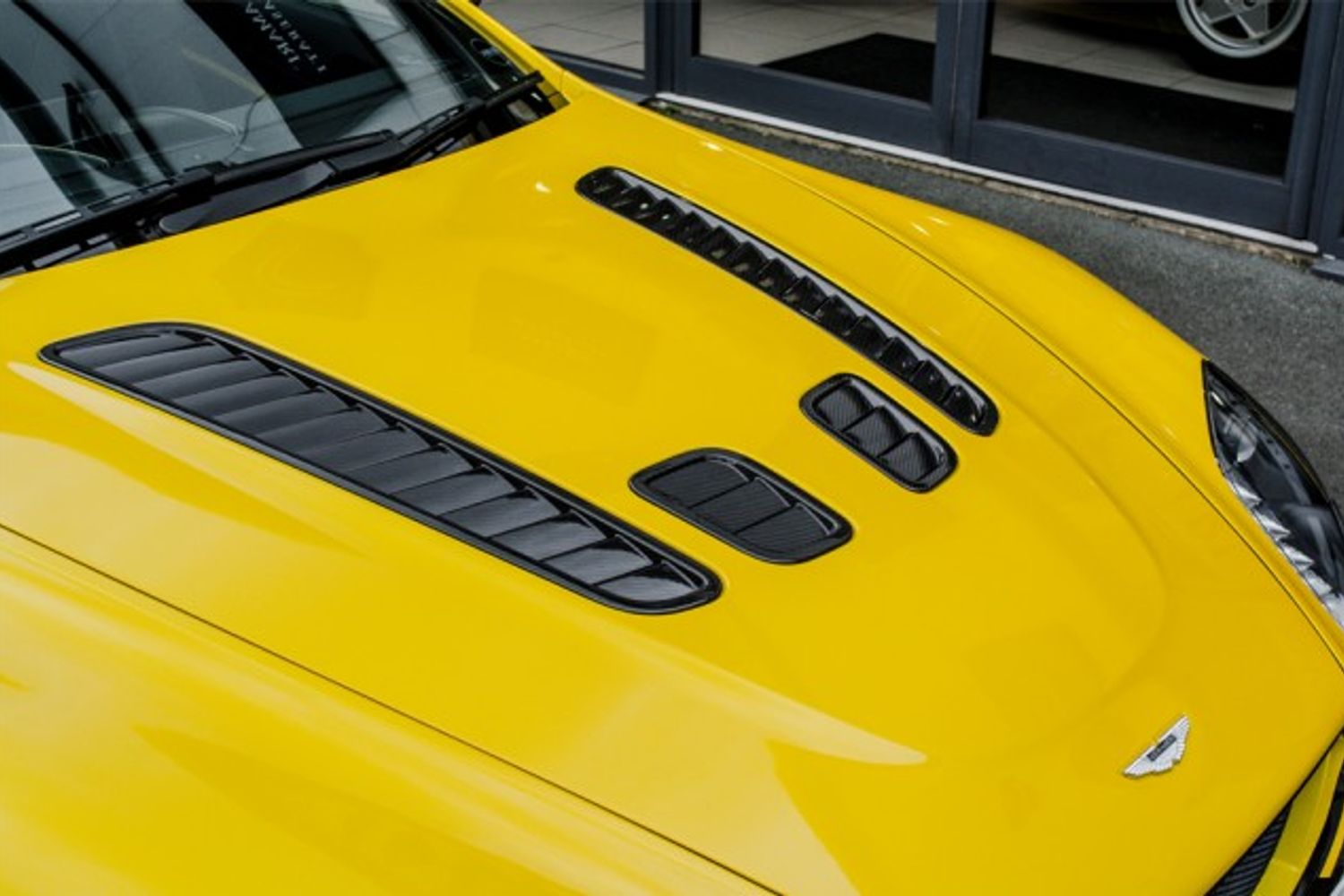 ASTON MARTIN VANTAGE COUPE 5.9 S V12 3DR AUTOMATIC