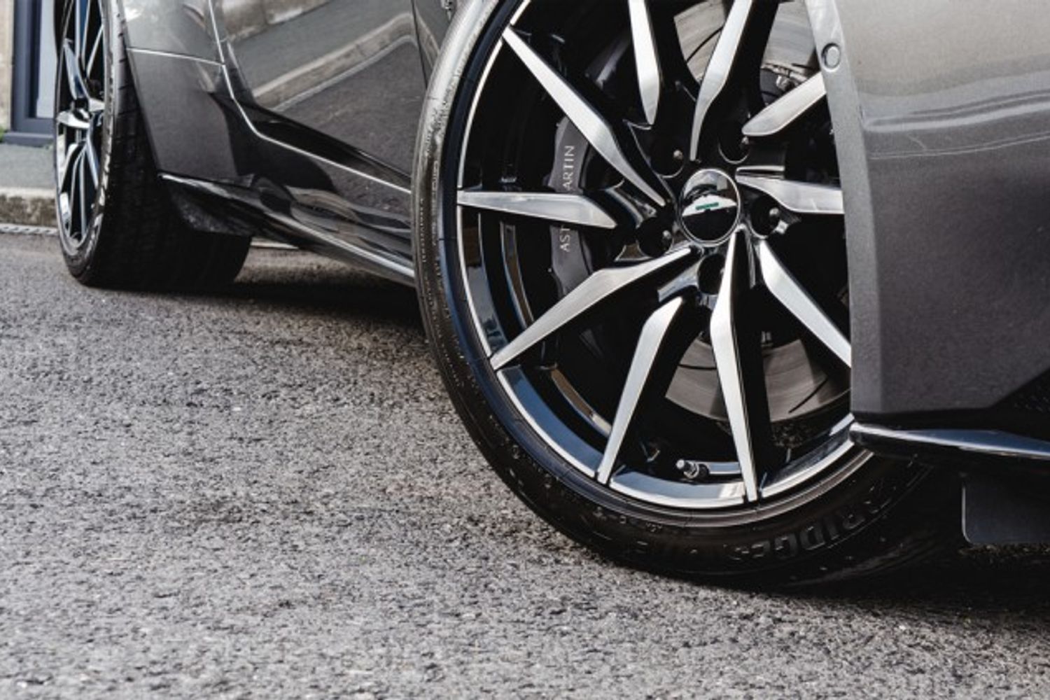 ASTON MARTIN DB11 COUPE 5.2 V12 2DR AUTOMATIC
