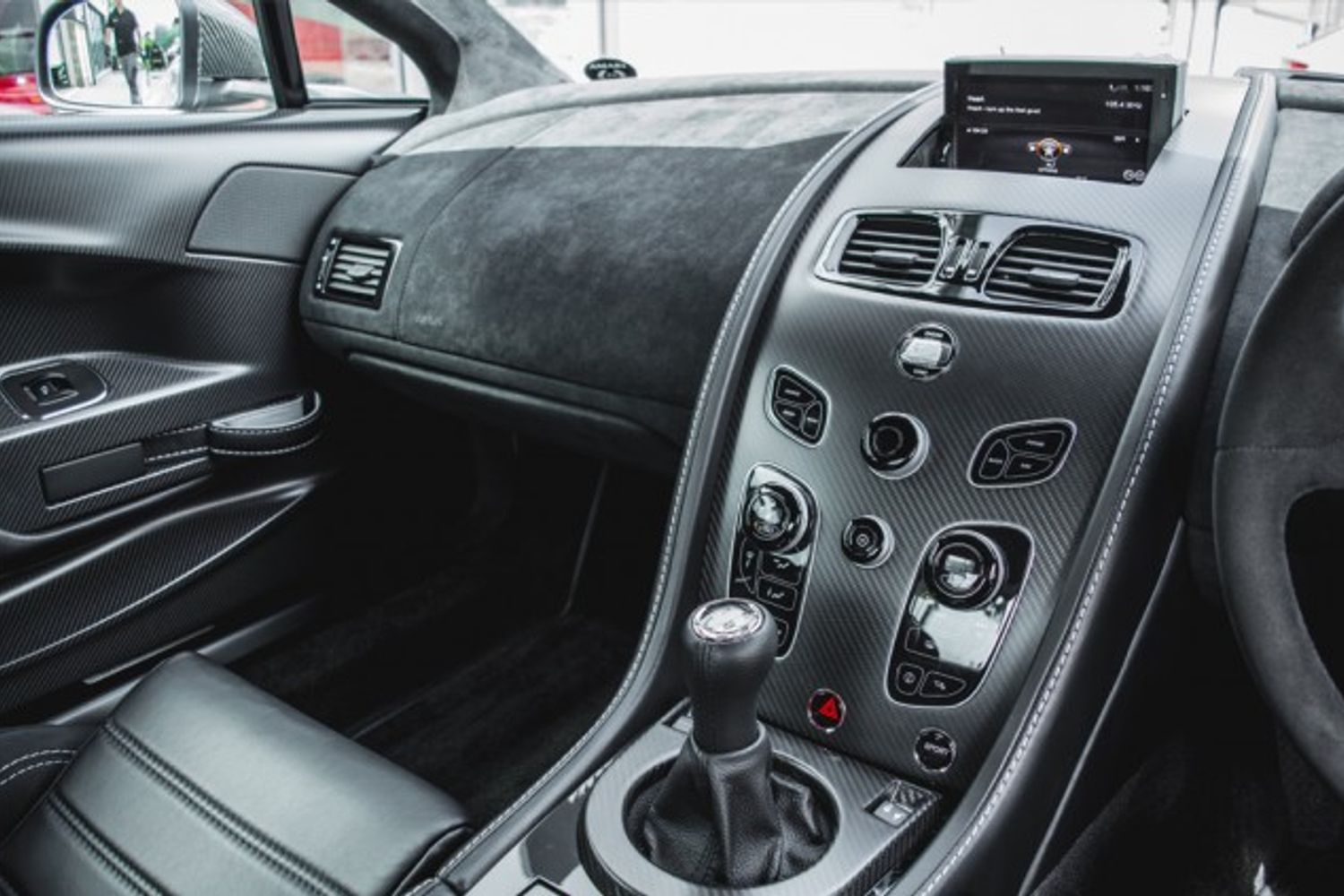 ASTON MARTIN VANTAGE 4.7 GT8 3DR Manual
