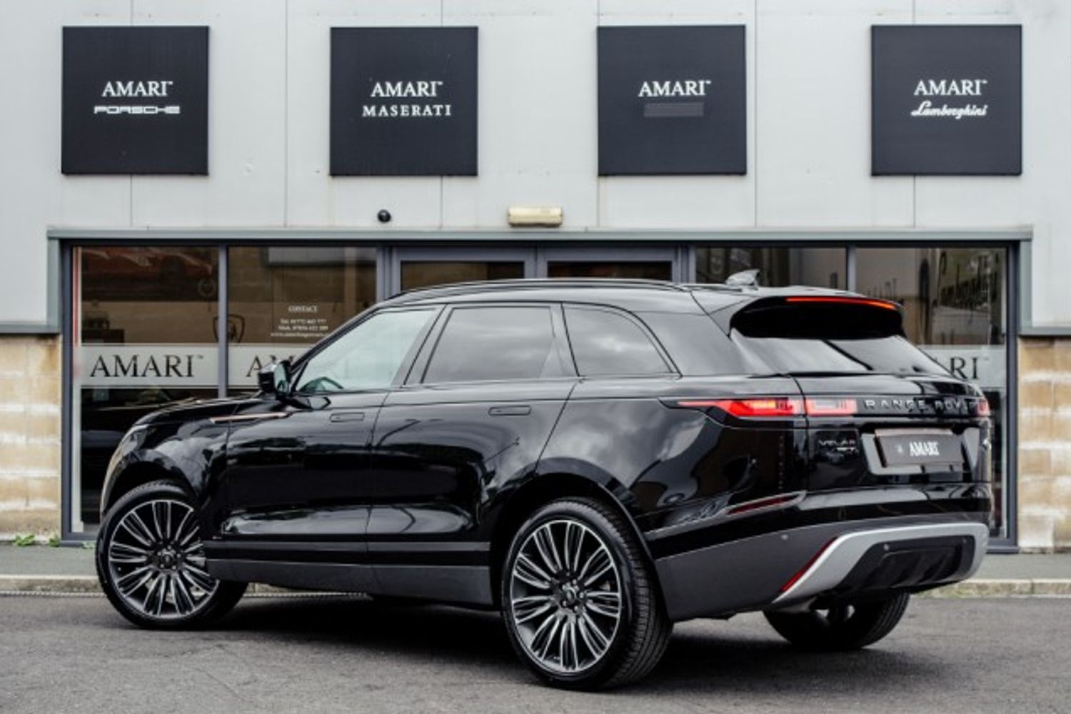LAND ROVER RANGE ROVER VELAR DIESEL ESTATE 2.0 R-DYNAMIC S 5DR AUTOMATIC