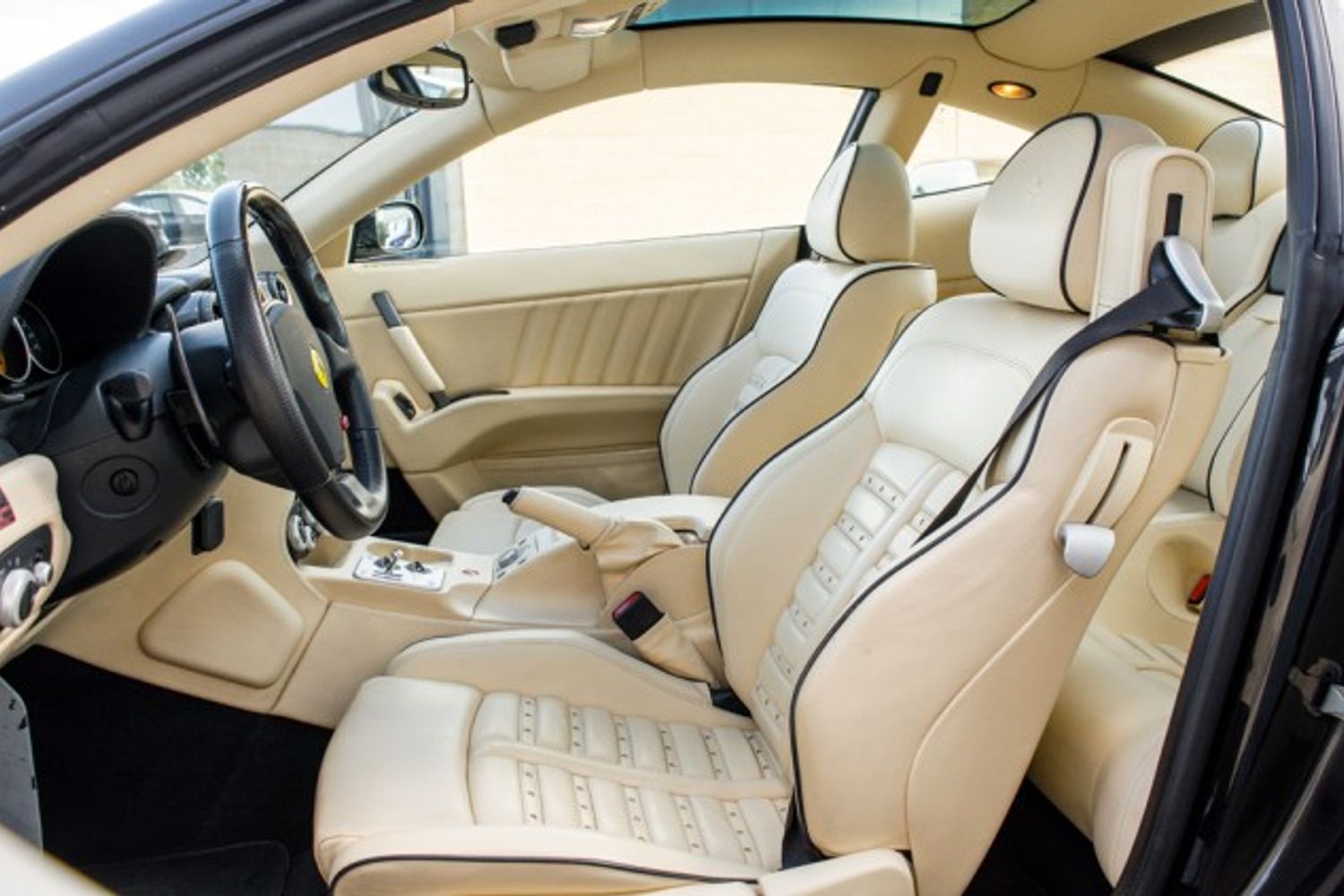 FERRARI 612 COUPE 5.7 SCAGLIETTI - LHD - One to One (OTO)