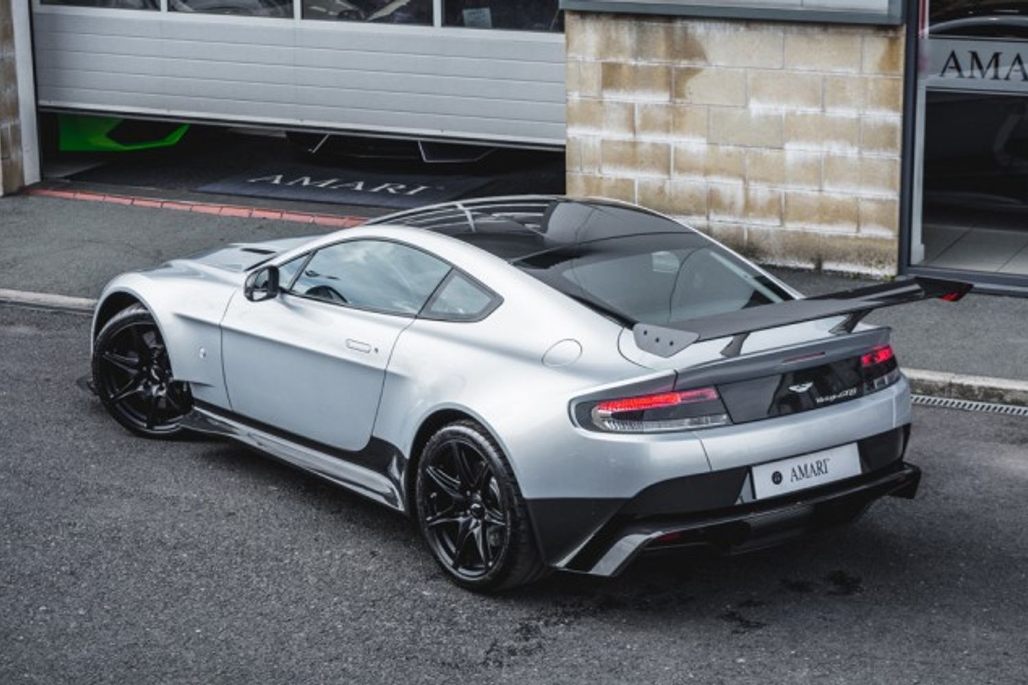 ASTON MARTIN VANTAGE 4.7 GT8 3DR Manual