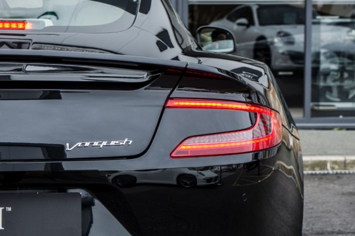 ASTON MARTIN VANQUISH COUPE 5.9 V12 2DR AUTOMATIC