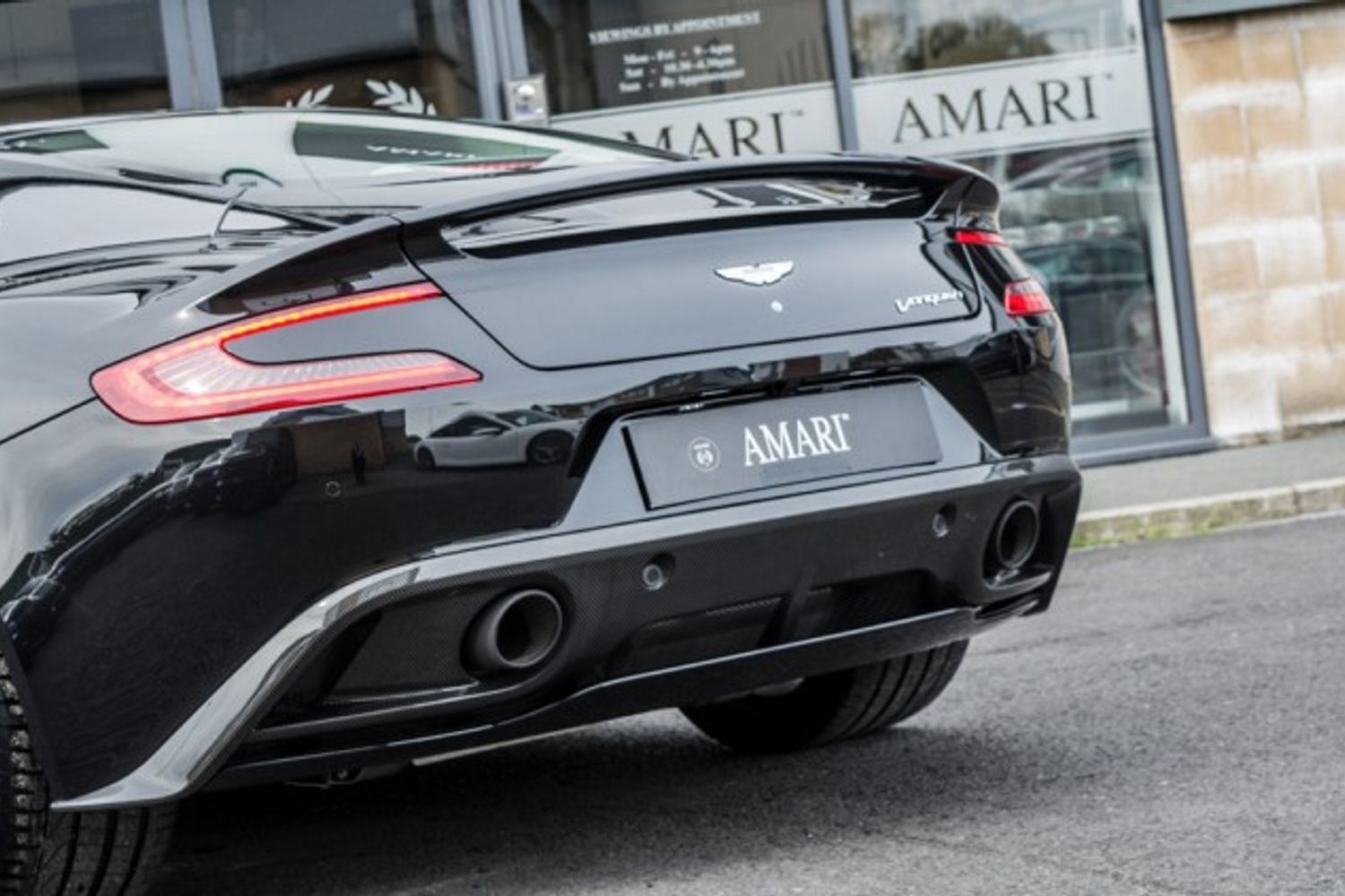ASTON MARTIN VANQUISH COUPE 5.9 V12 2DR AUTOMATIC