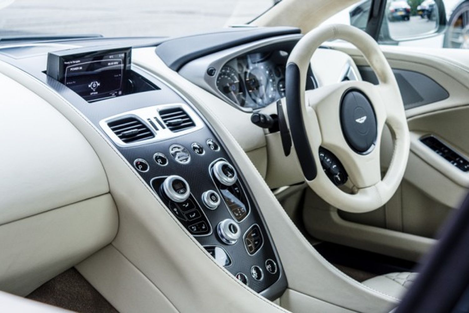 ASTON MARTIN VANQUISH COUPE 5.9 V12 2DR AUTOMATIC