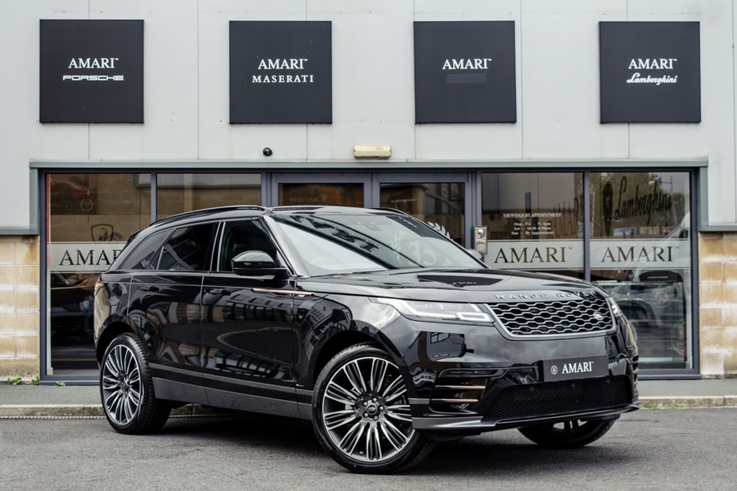 LAND ROVER RANGE ROVER VELAR DIESEL ESTATE 2.0 R-DYNAMIC S 5DR AUTOMATIC