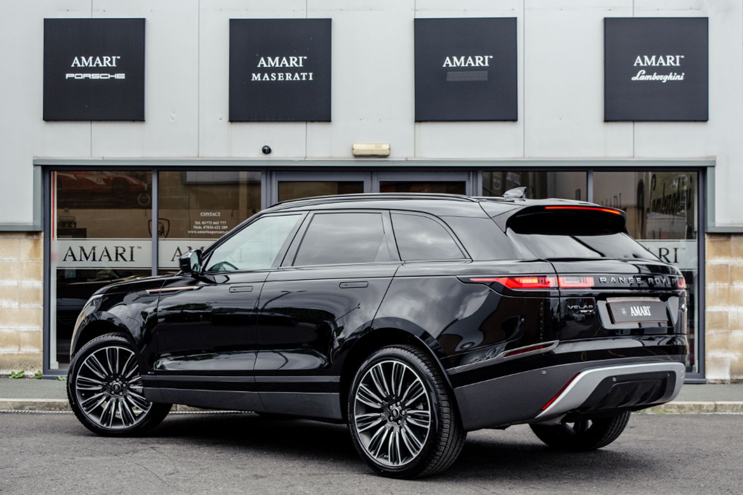 LAND ROVER RANGE ROVER VELAR DIESEL ESTATE 2.0 R-DYNAMIC S 5DR AUTOMATIC