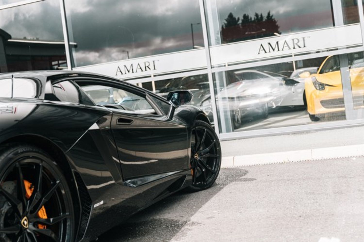 LAMBORGHINI AVENTADOR COUPE 6.5 V12 2DR SEMI AUTOMATIC