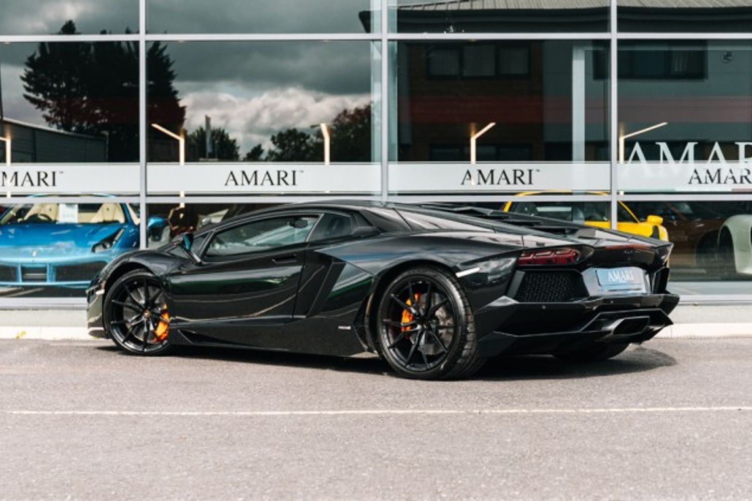 LAMBORGHINI AVENTADOR COUPE 6.5 V12 2DR SEMI AUTOMATIC