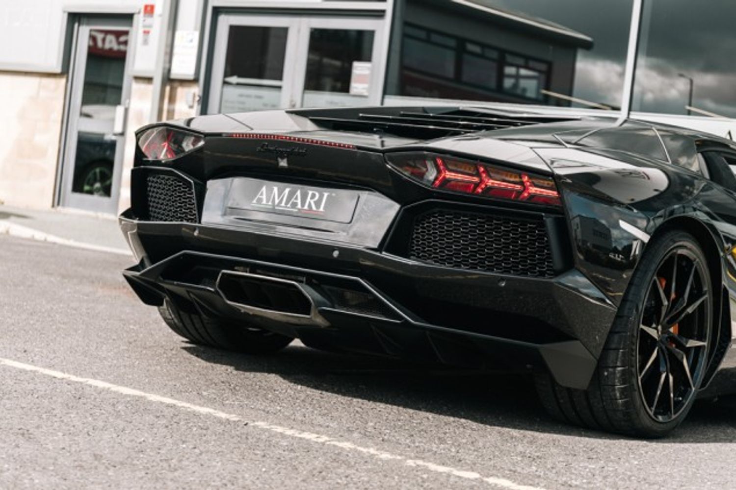 LAMBORGHINI AVENTADOR COUPE 6.5 V12 2DR SEMI AUTOMATIC