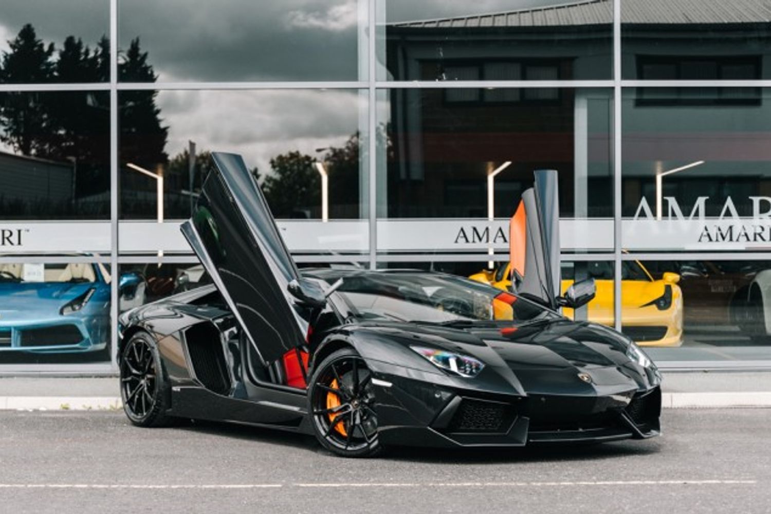 LAMBORGHINI AVENTADOR COUPE 6.5 V12 2DR SEMI AUTOMATIC