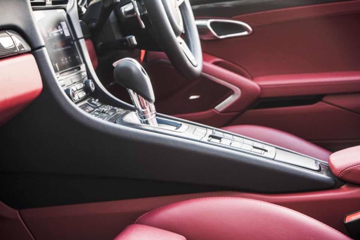 PORSCHE 991 CONVERTIBLE 3.8 TURBO S PDK SEMI-AUTO GEN 2