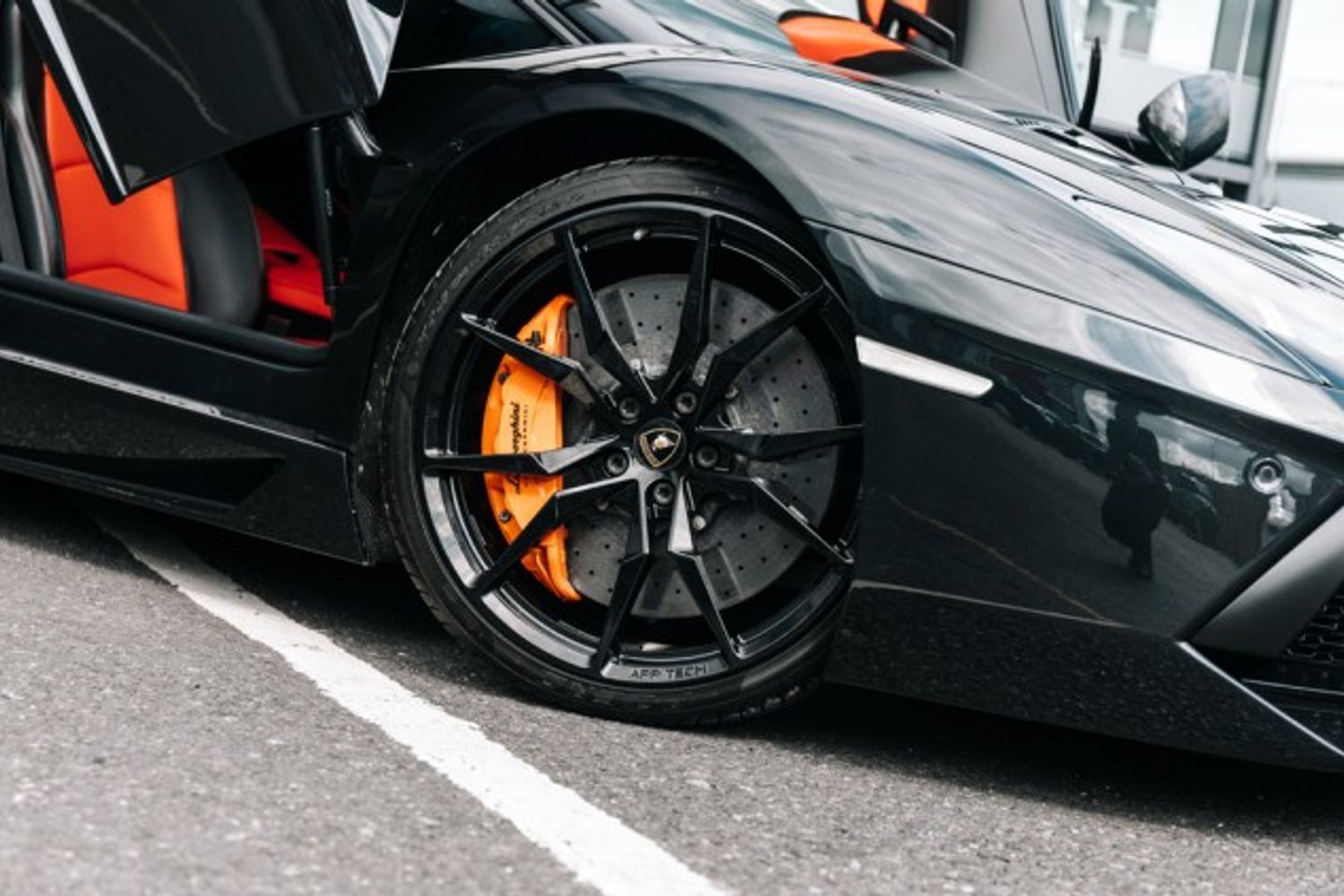 LAMBORGHINI AVENTADOR COUPE 6.5 V12 2DR SEMI AUTOMATIC