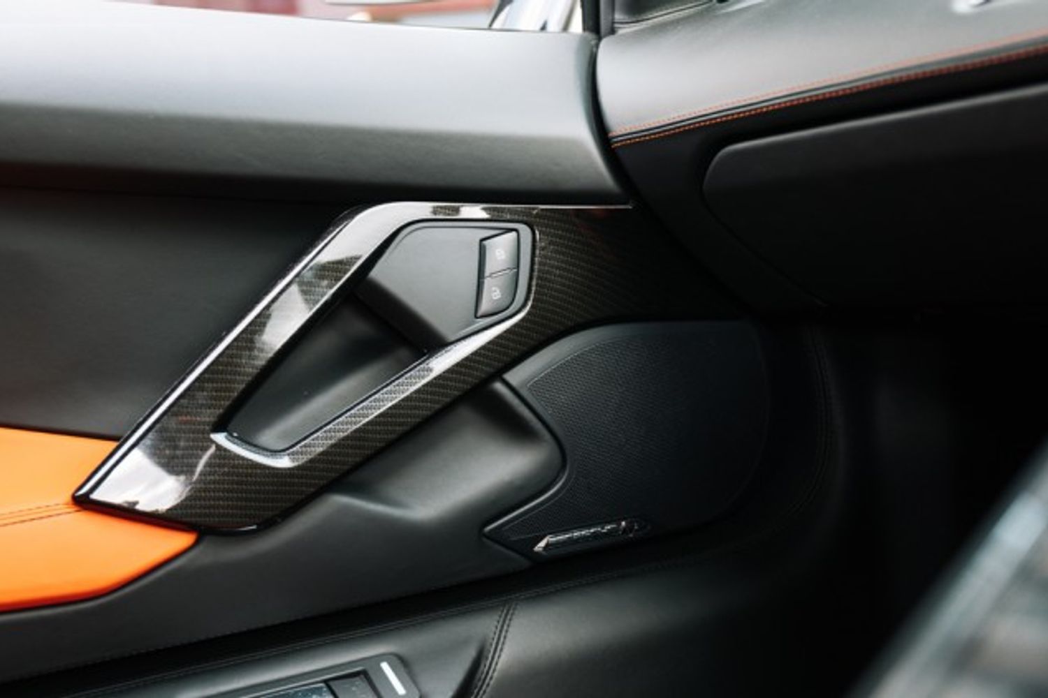 LAMBORGHINI AVENTADOR COUPE 6.5 V12 2DR SEMI AUTOMATIC