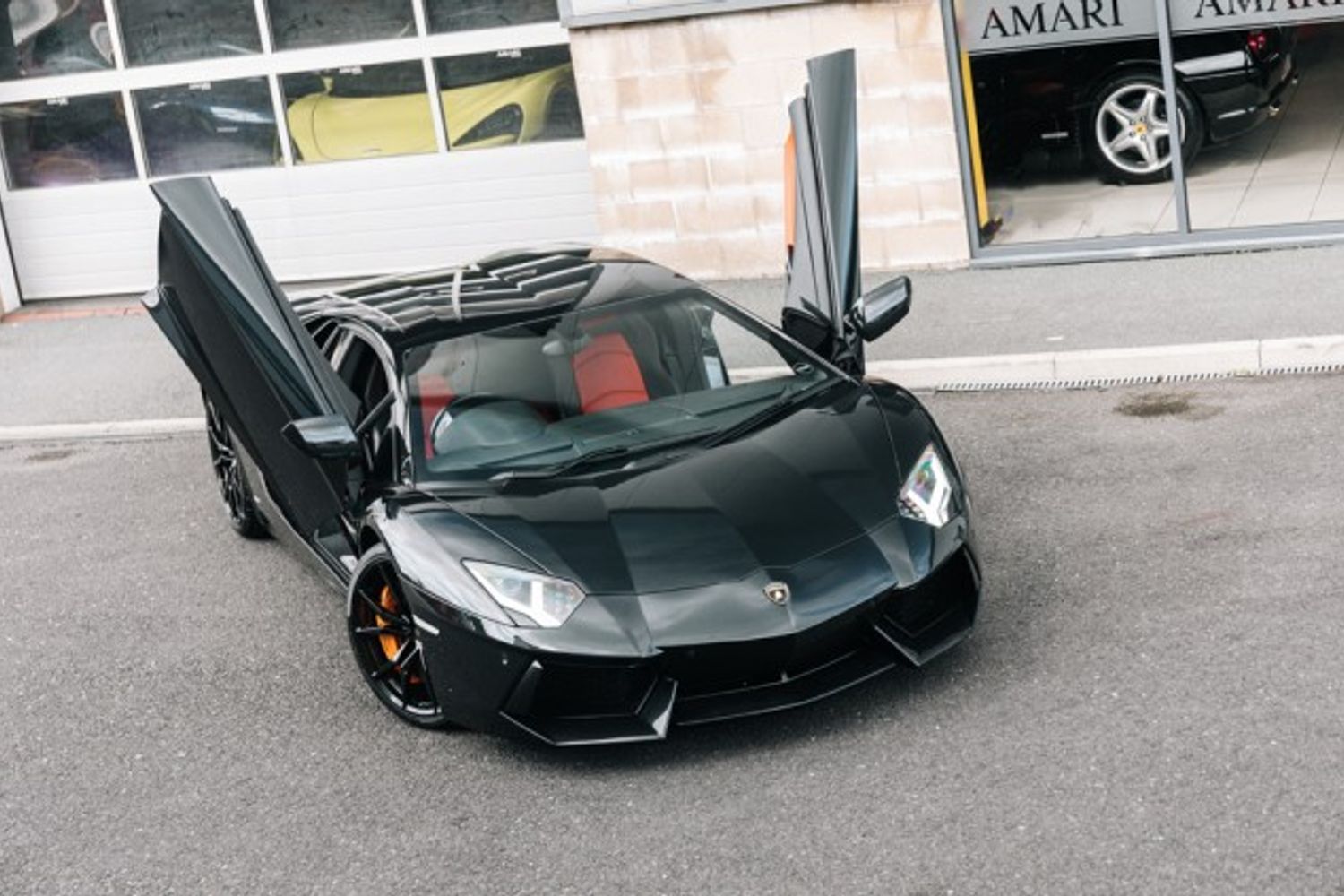 LAMBORGHINI AVENTADOR COUPE 6.5 V12 2DR SEMI AUTOMATIC