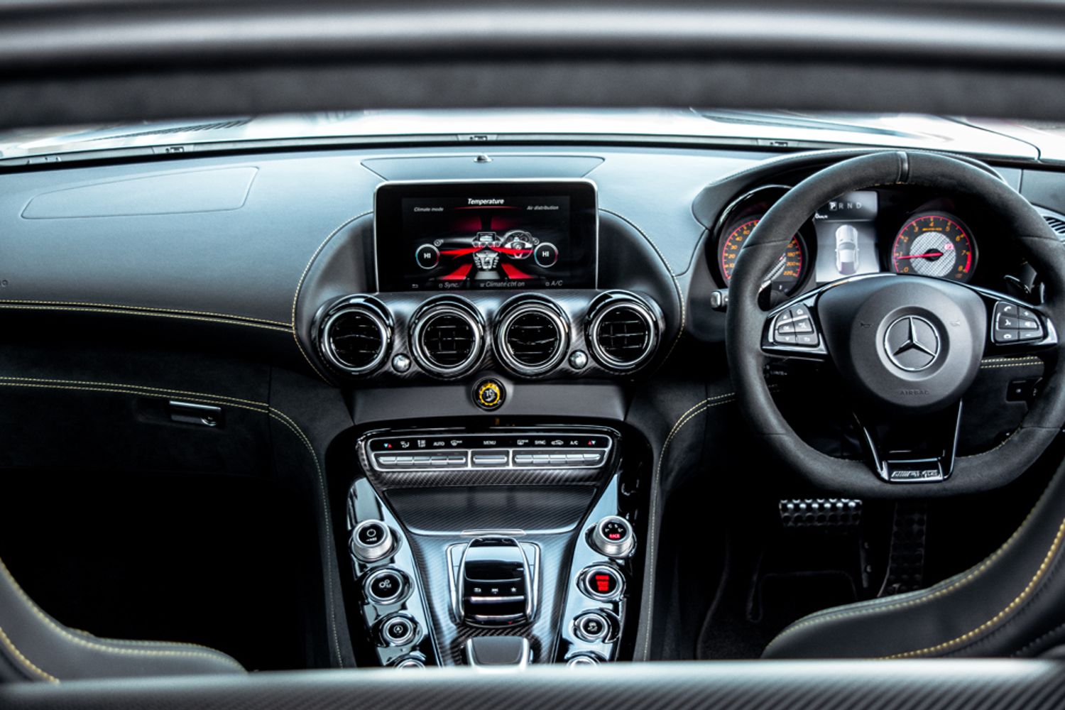 MERCEDES-BENZ AMG GT 4.0 AMG GT R PREMIUM 2DR AUTOMATIC