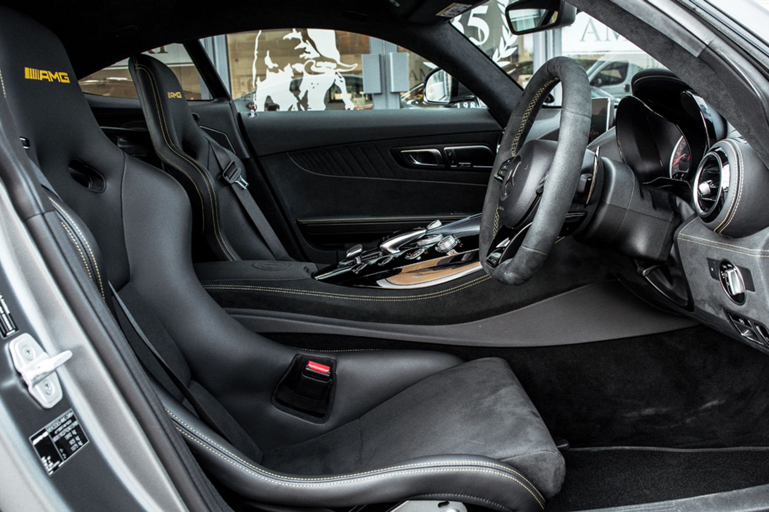 MERCEDES-BENZ AMG GT 4.0 AMG GT R PREMIUM 2DR AUTOMATIC