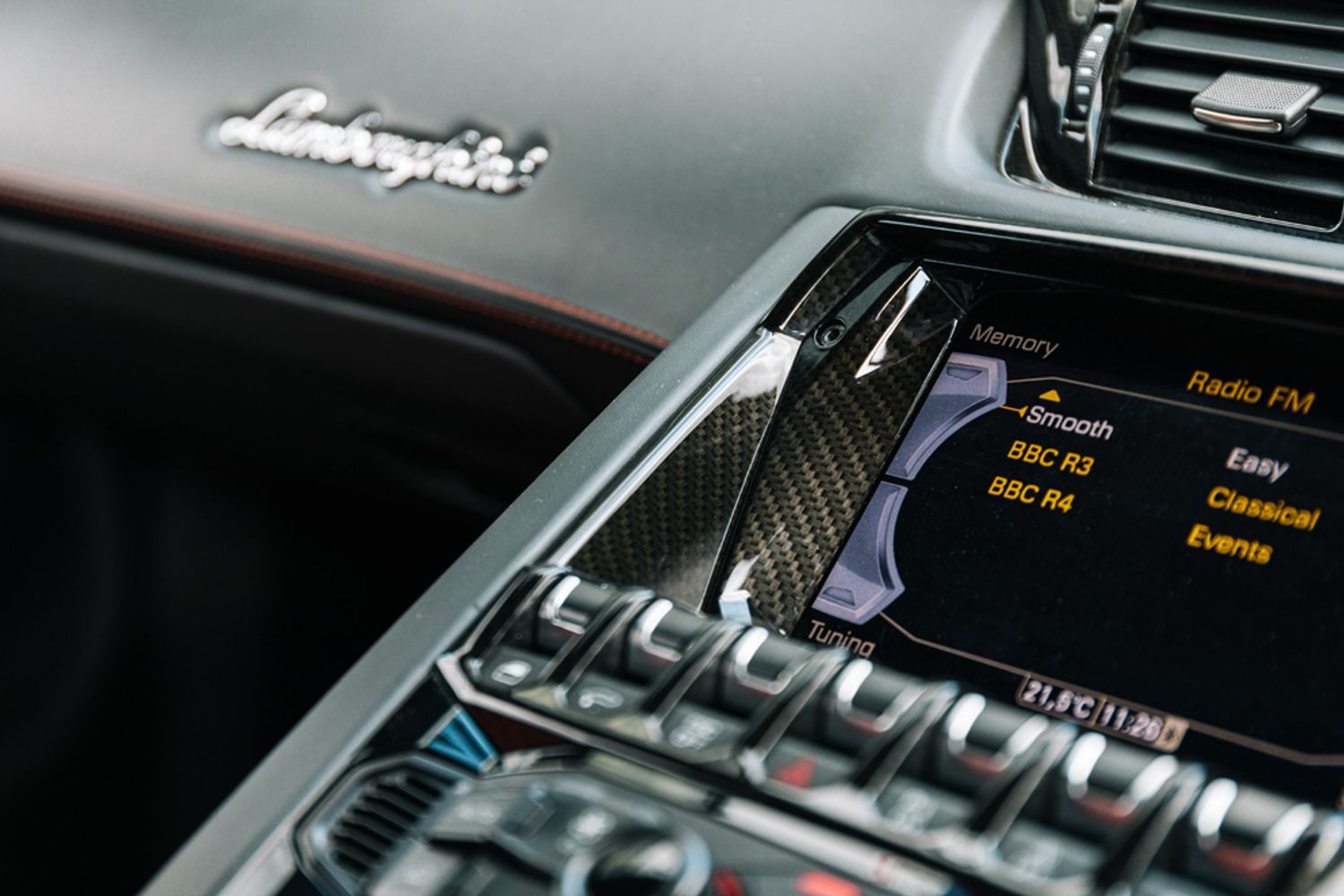 LAMBORGHINI AVENTADOR COUPE 6.5 V12 2DR SEMI AUTOMATIC
