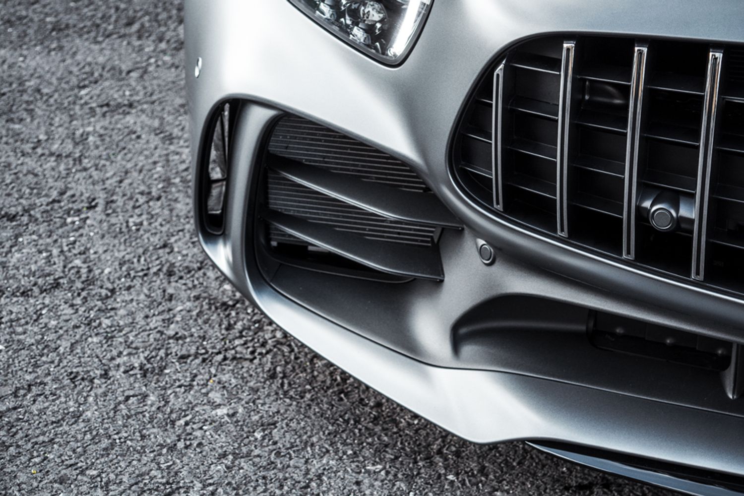 MERCEDES-BENZ AMG GT 4.0 AMG GT R PREMIUM 2DR AUTOMATIC