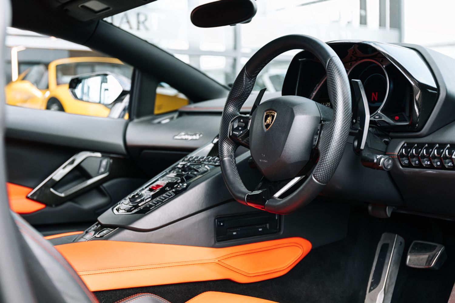LAMBORGHINI AVENTADOR COUPE 6.5 V12 2DR SEMI AUTOMATIC