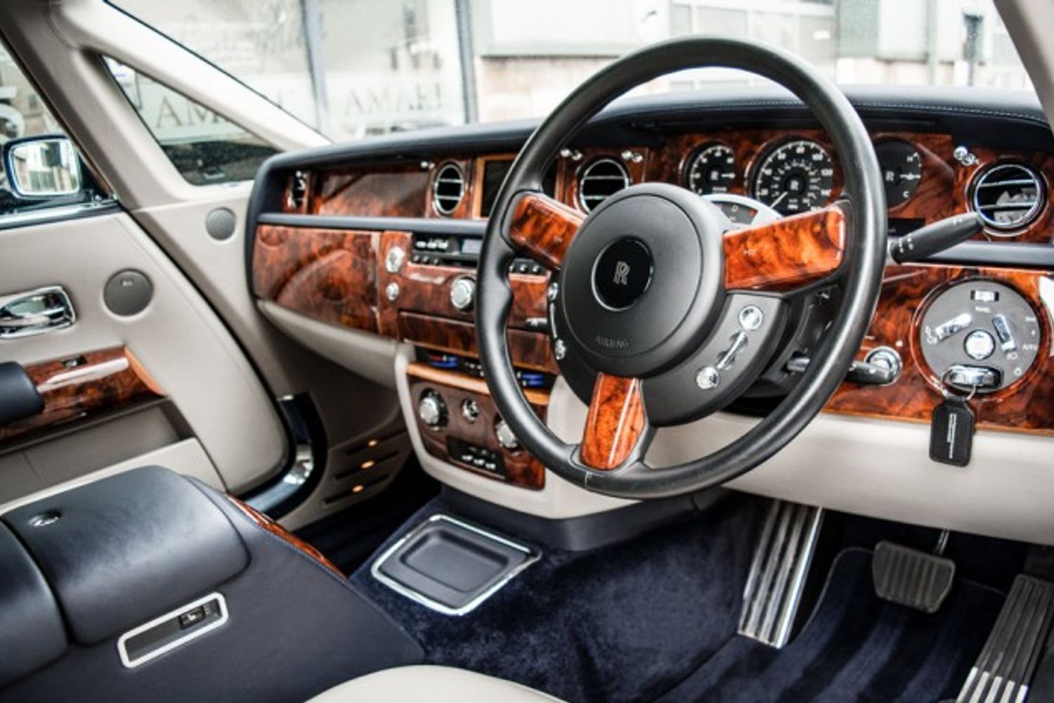 ROLLS-ROYCE PHANTOM COUPE 6.7 PHANTOM COUPE 2DR AUTOMATIC