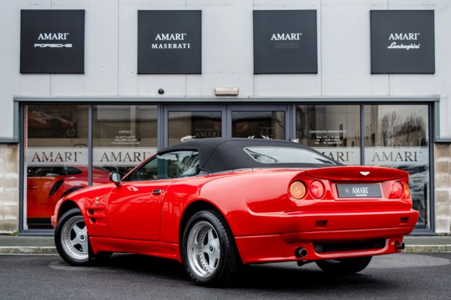 ASTON MARTIN VIRAGE VOLANTE AUTO CONVERTIBLE 6.3 'Works Special'