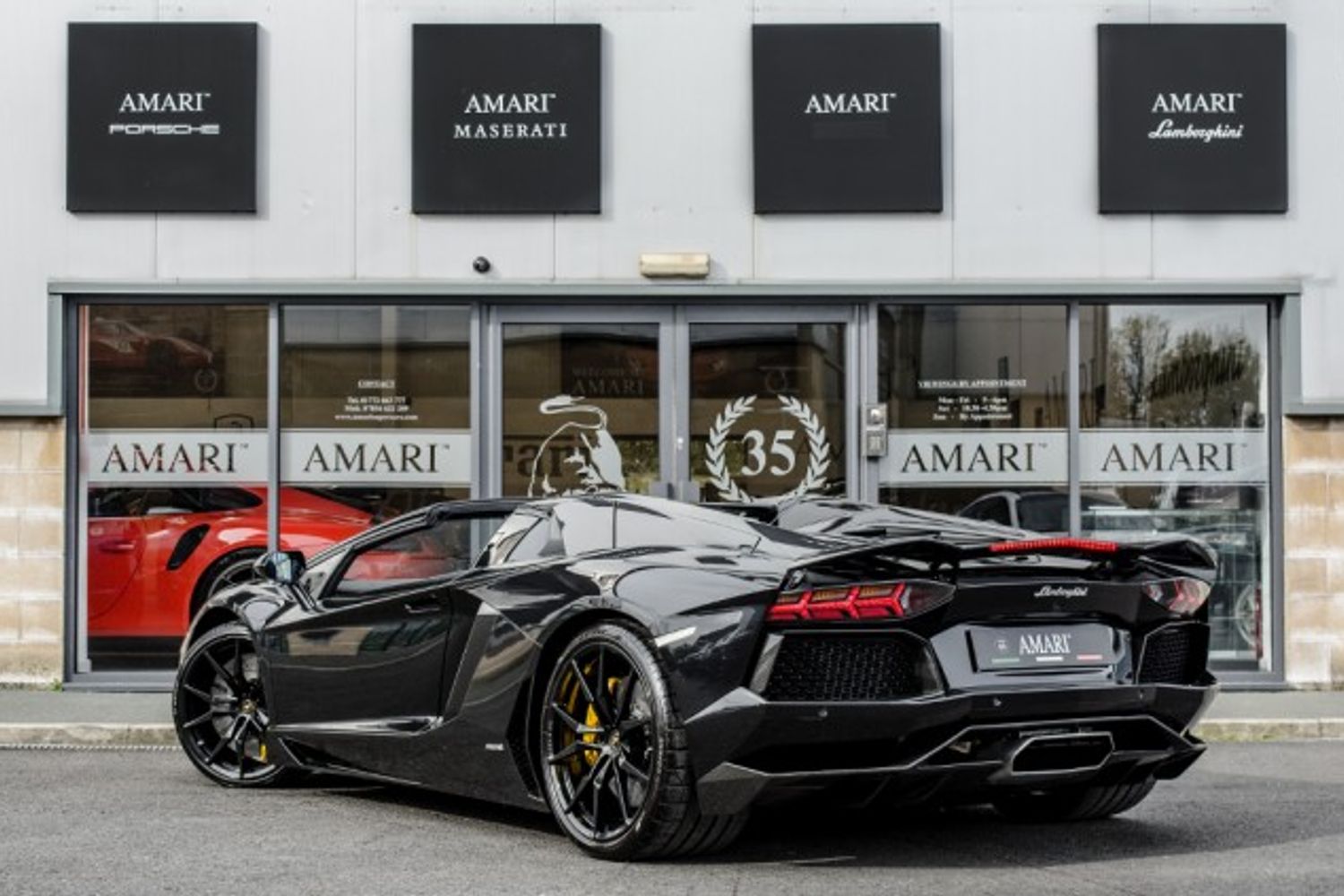 LAMBORGHINI AVENTADOR ROADSTER 6.5 V12 2DR SEMI AUTOMATIC