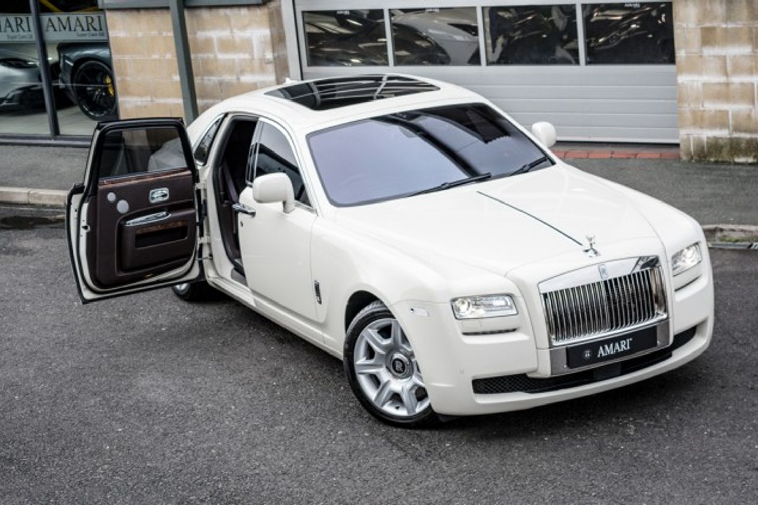 ROLLS-ROYCE GHOST SALOON 6.6 V12 4DR AUTOMATIC