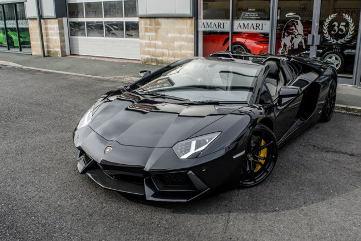 LAMBORGHINI AVENTADOR ROADSTER 6.5 V12 2DR SEMI AUTOMATIC