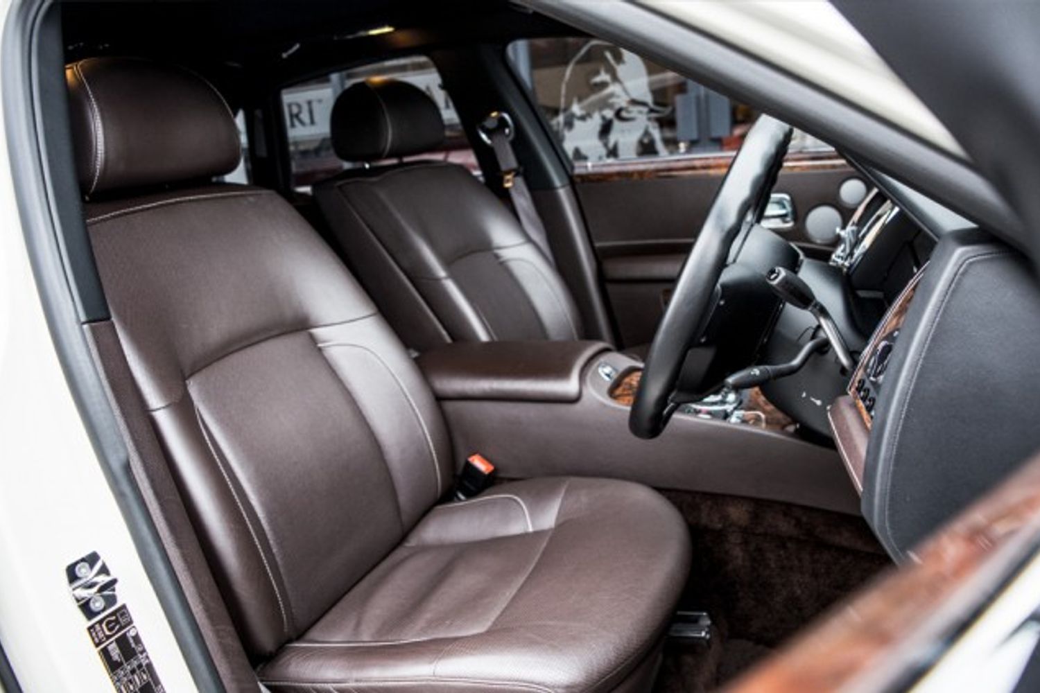ROLLS-ROYCE GHOST SALOON 6.6 V12 4DR AUTOMATIC