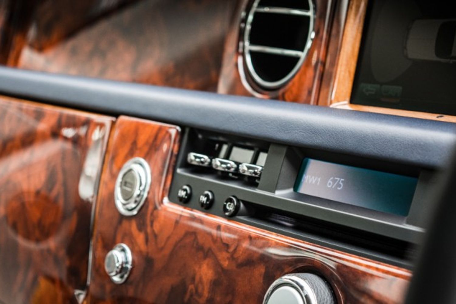 ROLLS-ROYCE PHANTOM COUPE 6.7 PHANTOM COUPE 2DR AUTOMATIC